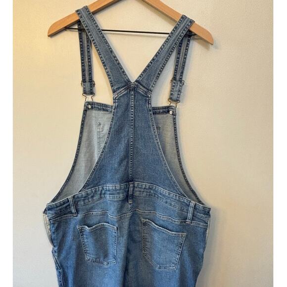 Sonoma Maternity Distressed Denim Straight Leg Overalls Size Large - Picture 5 of 6